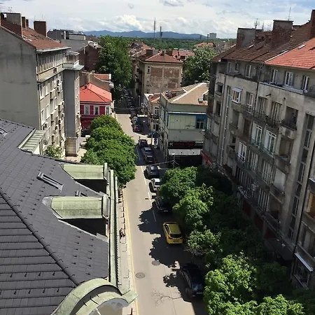 Rooftop Oscar בית הארחה